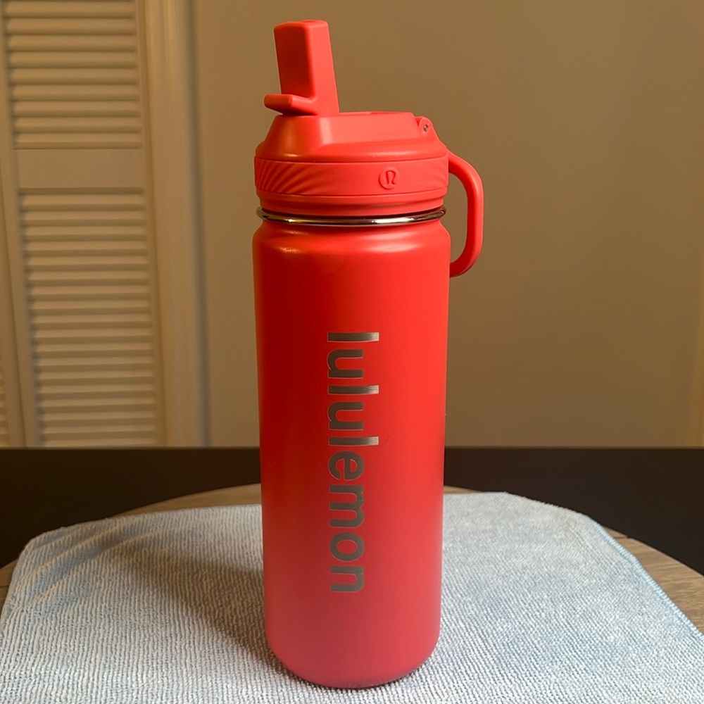 Lululemon Back to Life Sport Bottle